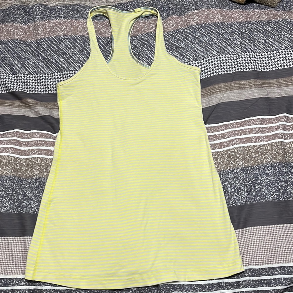 Lululemon tank